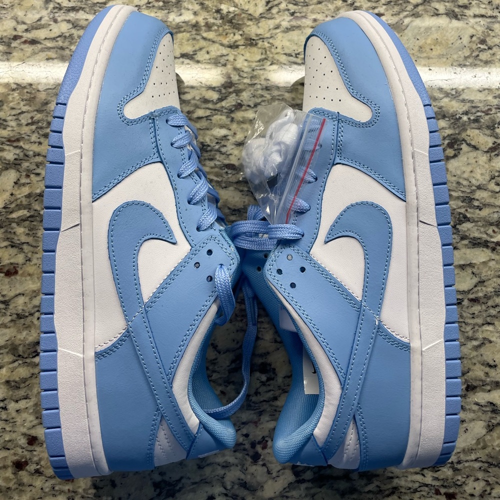 Nike Carolina dunks sz 14 NWOB!!